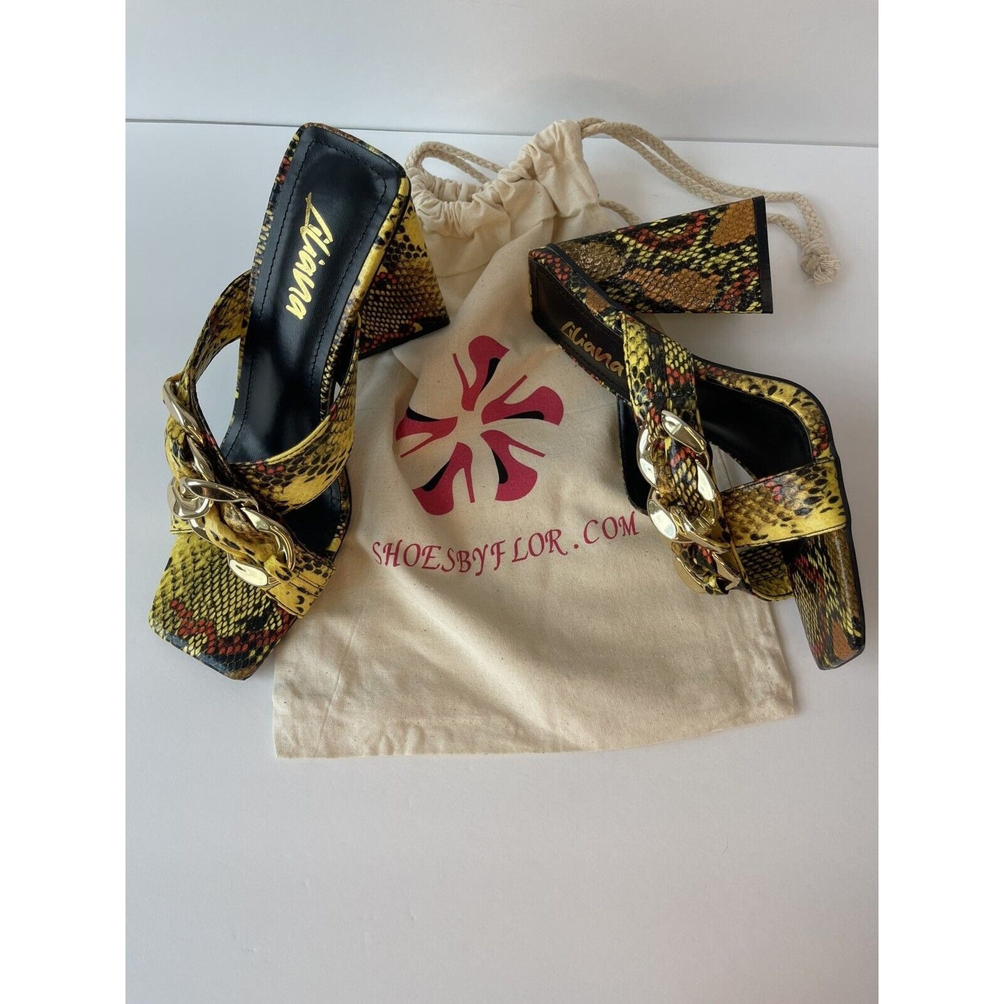 Women high heel / snake & Gold sandals