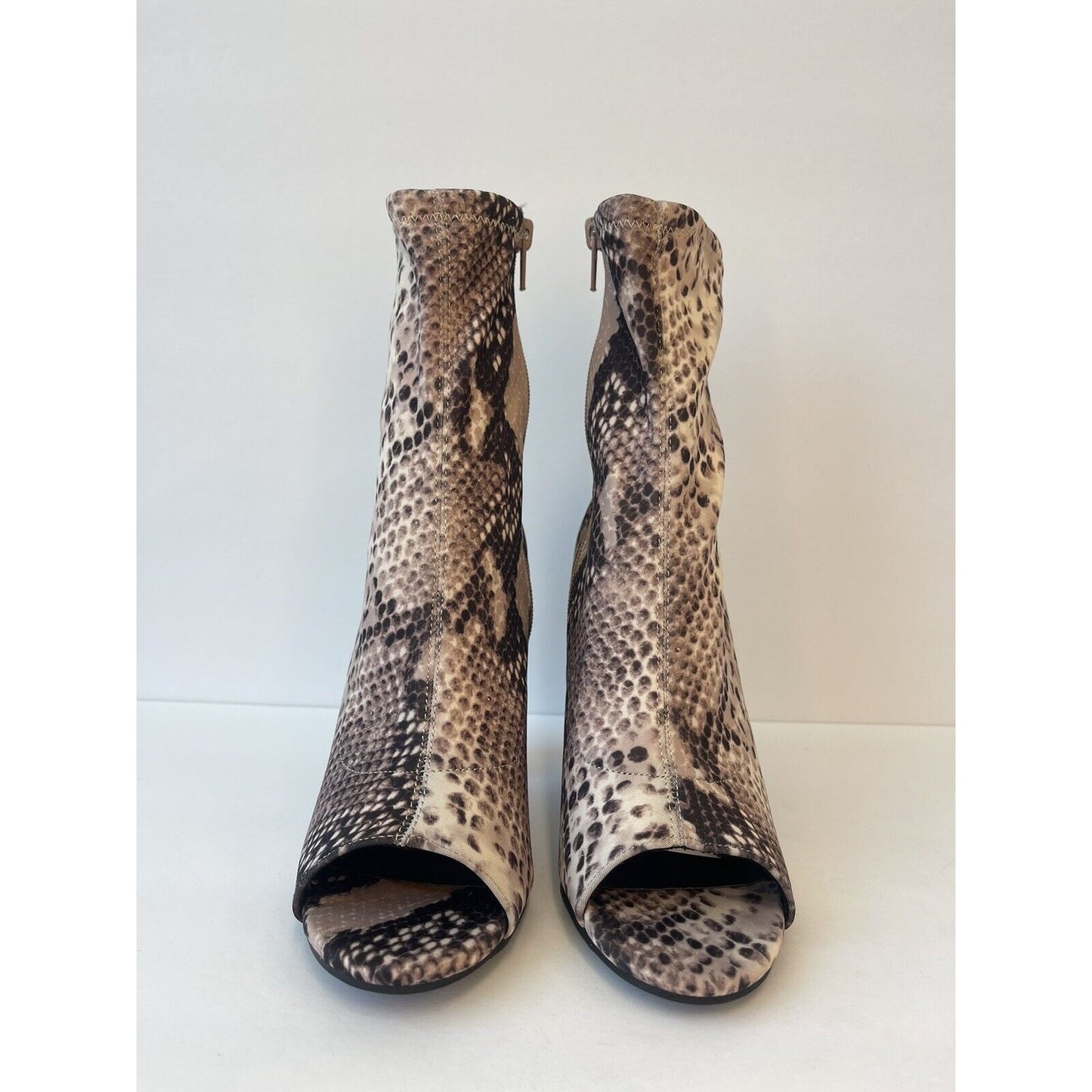 Womens high heels booties ankle/ Size Us 5.5/ snake