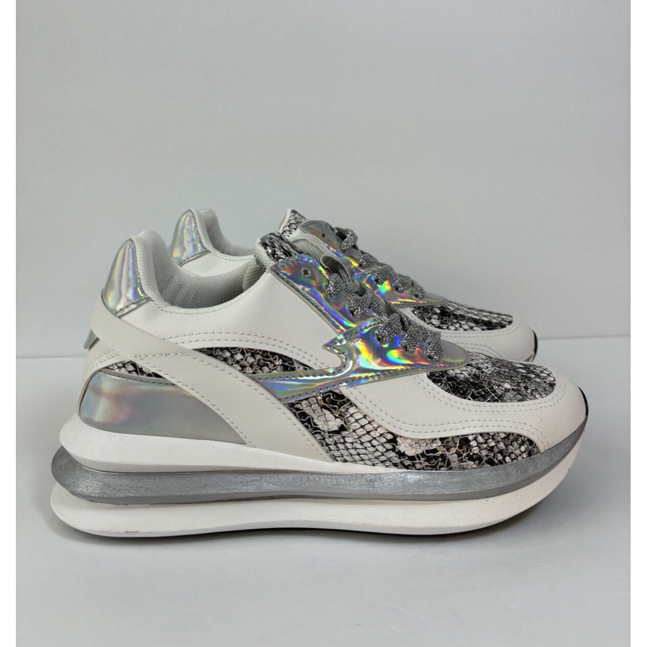 Unilady / White Sneakers/ Reflective