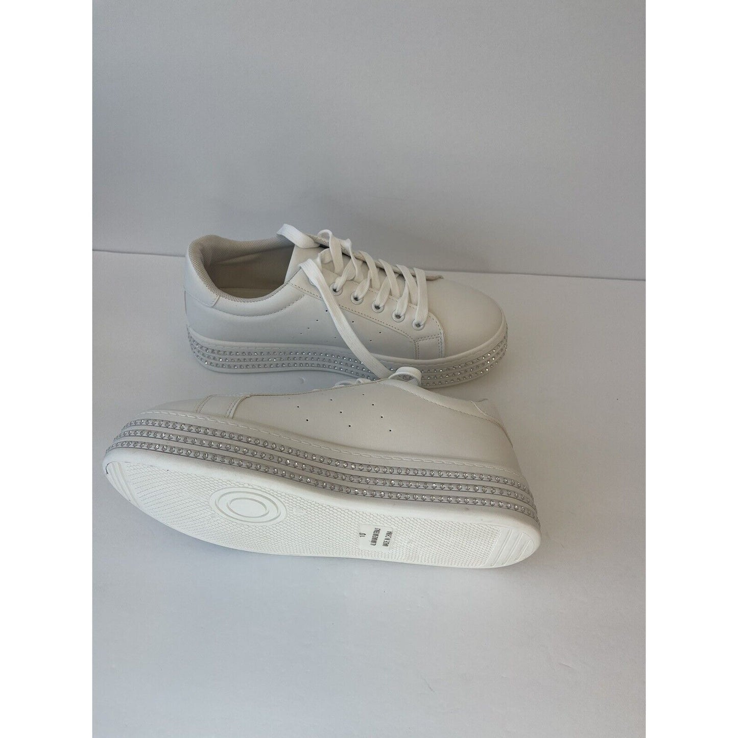 💎Womens White & Diamonds/ sneakers / Size Us 10